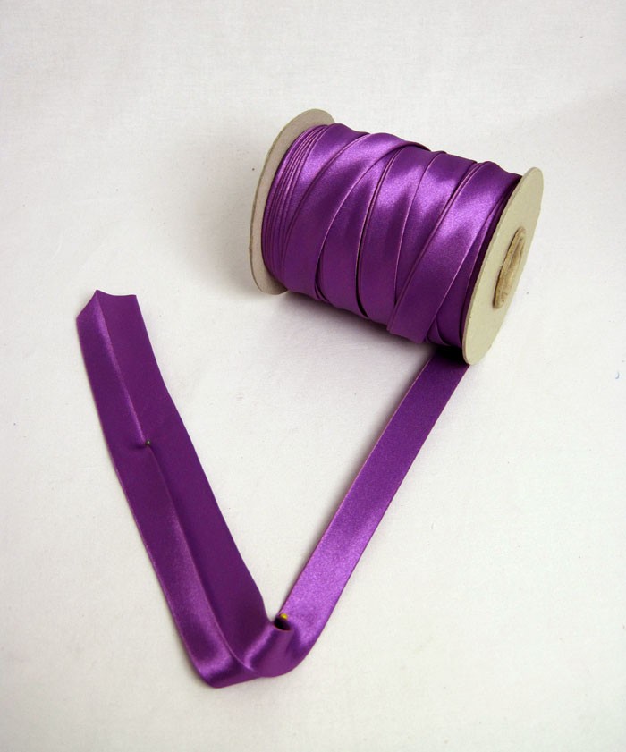 Einfassband-Satin-Fb.violett-Breite 20mm-gefalzt-Meterware