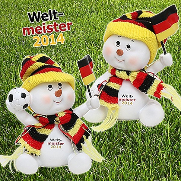 Poly-Fußball Schneekind schwarz/rot/gold 11,5 x 9 x 12,5 cm